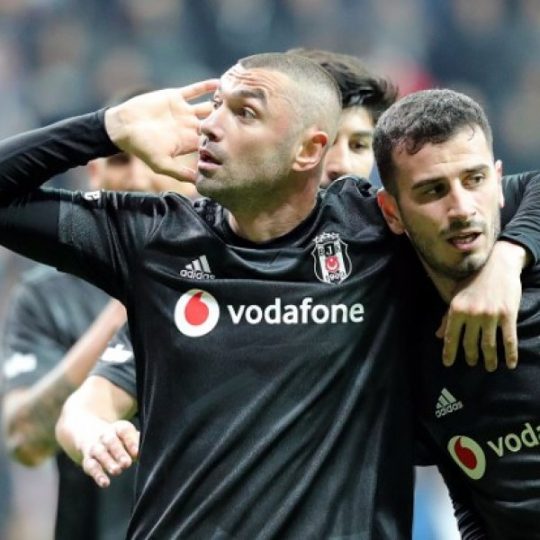 Burak’tan Oğuzhan’a: Geri dönmeni bekliyoruz